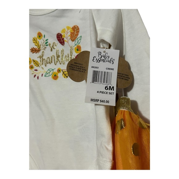 💟Toddler/Baby Girl 4-Pc Fall/Thanksgiving Outfit By: Baby Essentials Size: 6M👶 - Picture 3 of 6